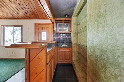 112 Zermat Dr, Crestline, CA 92325 photo 18