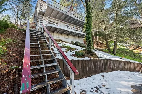 112 Zermat Dr, Crestline, CA 92325 photo 2
