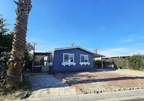 73060 Broadmoor Dr, Thousand Palms, CA 92276