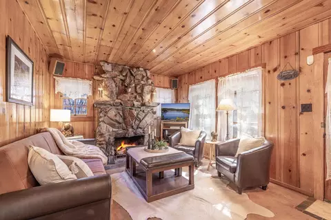 Living - 400 Booth Way, Big Bear City, CA 92314 photo 2 of 3