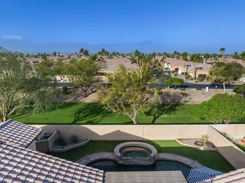 Exterior - 41335 Corte Nella Vita, Indio, CA 92203 photo 7 of 10
