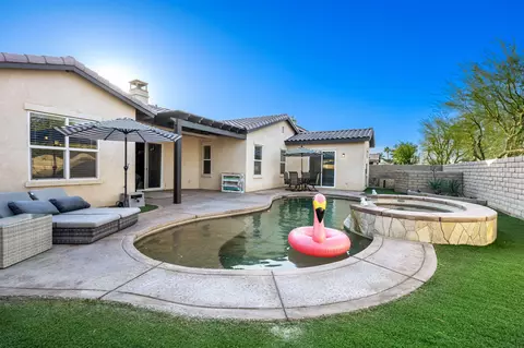 Exterior - 41335 Corte Nella Vita, Indio, CA 92203 photo 5 of 10