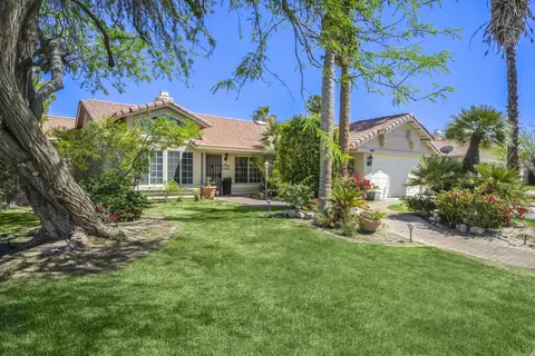 30598 Kenwood Dr, Cathedral City, CA 92234