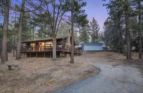 43497 Colusa Ct, Big Bear Lake, CA 92315 photo 4
