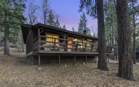 43497 Colusa Ct, Big Bear Lake, CA 92315