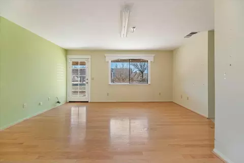 Living - 18447 Temecula Ave, Hesperia, CA 92345 photo 9 of 9
