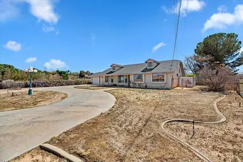Exterior - 18447 Temecula Ave, Hesperia, CA 92345 photo 2 of 16