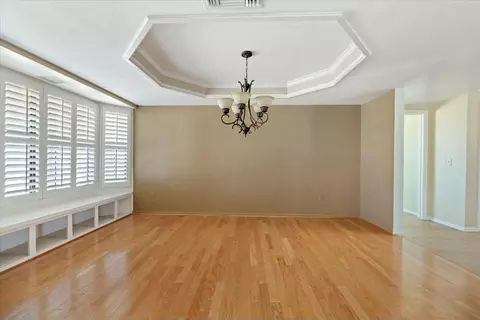 Living - 18447 Temecula Ave, Hesperia, CA 92345 photo 3 of 9