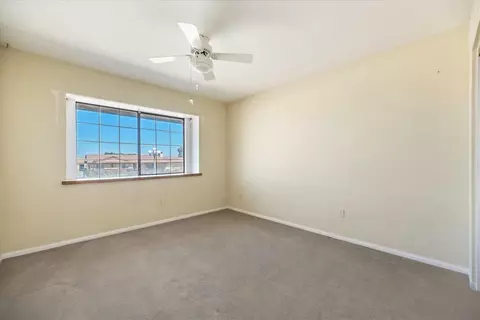 Bedroom - 18447 Temecula Ave, Hesperia, CA 92345 photo 3 of 3