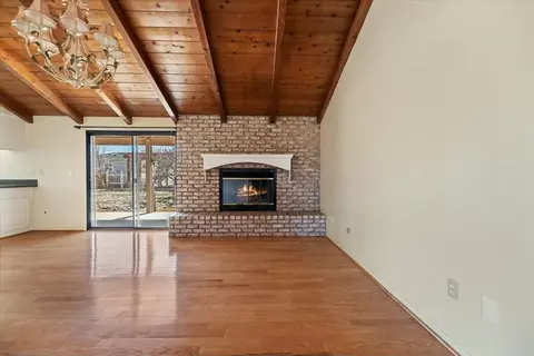 Living - 18447 Temecula Ave, Hesperia, CA 92345 photo 8 of 9