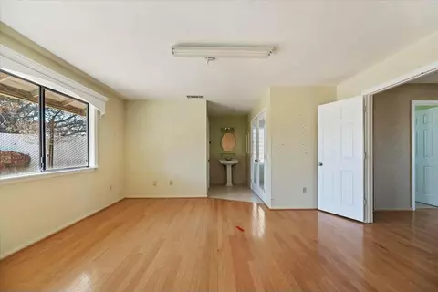 Bedroom - 18447 Temecula Ave, Hesperia, CA 92345 photo 1 of 3