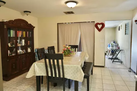 Dining - 43884 Aztec St, Indio, CA 92203 photo 3 of 4
