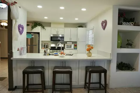 Kitchen - 43884 Aztec St, Indio, CA 92203 photo 1 of 8