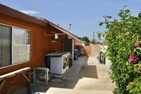 Exterior - 43884 Aztec St, Indio, CA 92203 photo 6 of 15