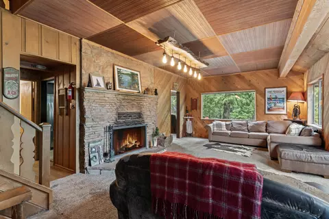 109 Fremont Rd, Lake Arrowhead, CA 92352 photo 1