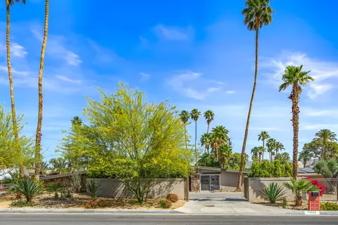 74582 Fairway Dr, Palm Desert, CA 92260