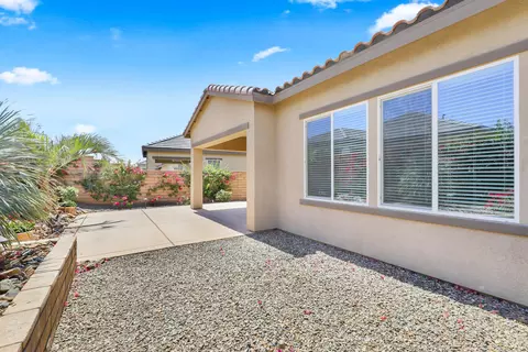 Exterior - 43670 Treviso Dr, Indio, CA 92203 photo 9 of 10