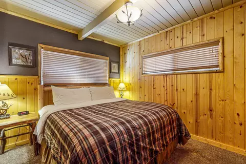 880 Edgemoor Rd, Big Bear Lake, CA 92315 photo 15