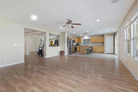 Living - 41154 Stimson Ct, Indio, CA 92203 photo 7 of 8