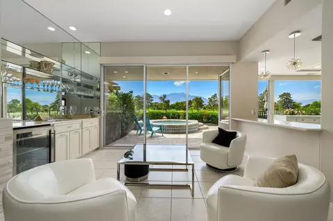48 Colonial Dr, Rancho Mirage, CA 92270