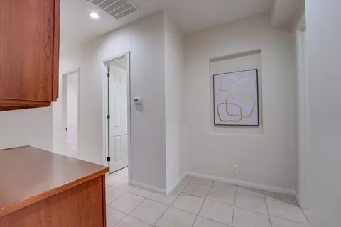 Entry Way - 48202 Chesapeake Pl, Indio, CA 92201 photo 6 of 10