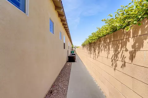 Entry Way - 48202 Chesapeake Pl, Indio, CA 92201 photo 10 of 10