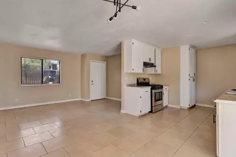 Living - 56050 Taos Trl, Yucca Valley, CA 92284 photo 3 of 3