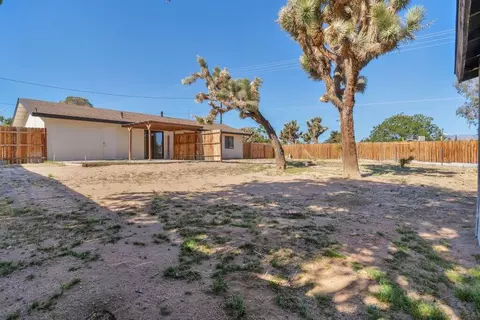 Exterior - 56050 Taos Trl, Yucca Valley, CA 92284 photo 3 of 3