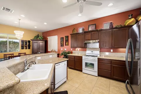 Kitchen - 49670 Wayne St, Indio, CA 92201 photo 7 of 7