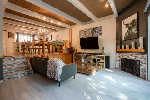 6229 Green Valley Cir, Culver City, CA 90230