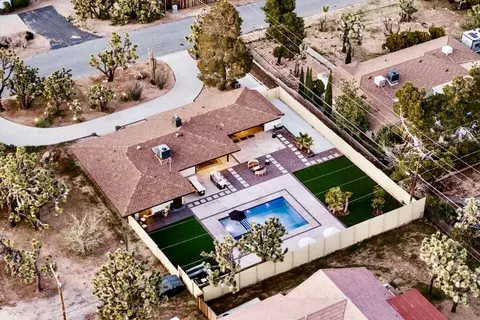 56693 Desert Gold Dr, Yucca Valley, CA 92284