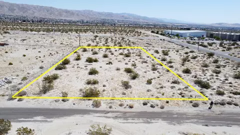 66 United Rd, Desert Hot Springs, CA 92240