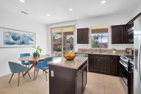 39910 Corte De Moda, Indio, CA 92203 photo 7