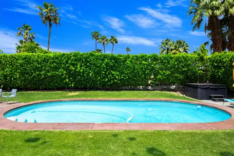 578 E Desert Willow Cir, Palm Springs, CA 92262