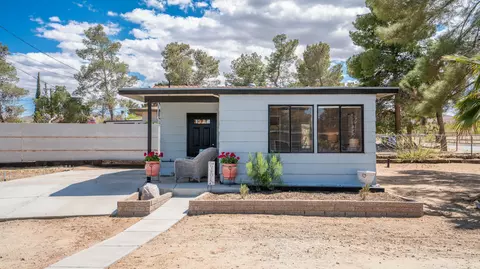 Exterior - 7443 Condalia Ave, Yucca Valley, CA 92284 photo 7 of 11