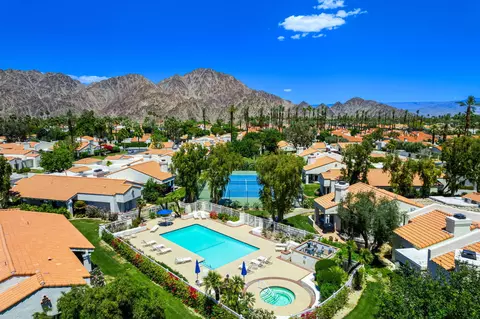 77681 Los Arboles Dr, La Quinta, CA 92253