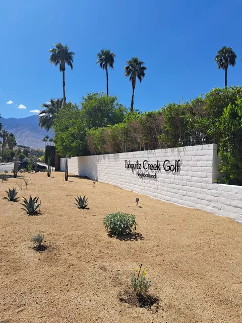 2445 S Broadmoor Dr, Palm Springs, CA 92264