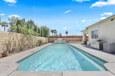 Exterior - 57730 Cantata Dr, La Quinta, CA 92253 photo 4 of 5