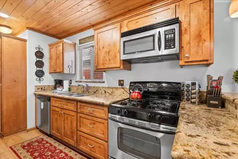 538 Maltby Blvd, Big Bear City, CA 92314 photo 8