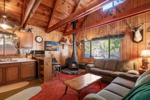 1145 Mitchell Ln, Big Bear City, CA 92314 photo 6
