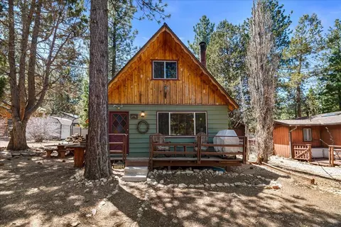 1145 Mitchell Ln, Big Bear City, CA 92314 photo 4
