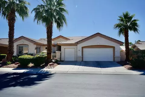 37862 Pineknoll Ave, Palm Desert, CA 92211