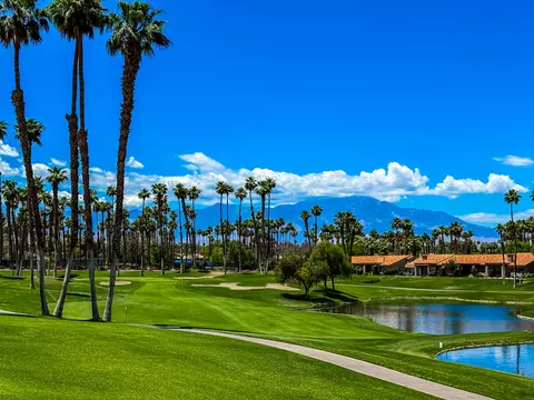38674 Wisteria Dr, Palm Desert, CA 92211