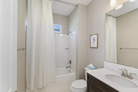 Bath - 43020 Ascona Ln, Indio, CA 92203 photo 3 of 3