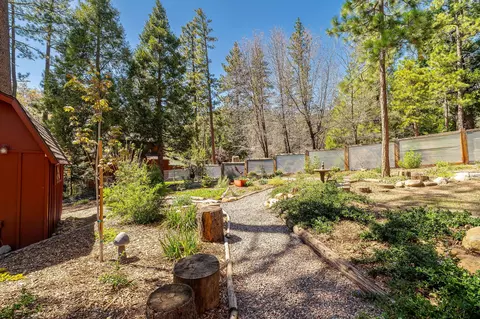 Exterior - 25445 Palomar Rd, Idyllwild, CA 92549 photo 15 of 21