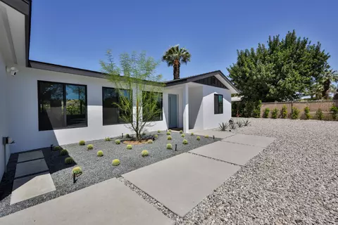 32299 Whispering Palms Trl, Cathedral City, CA 92234