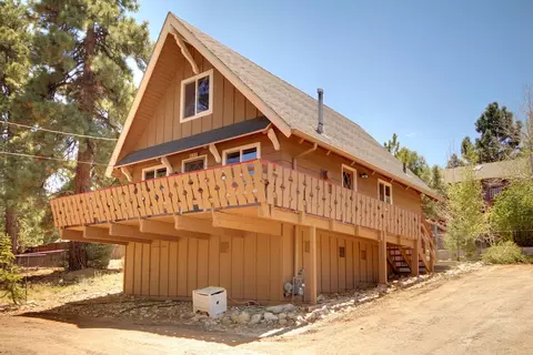 237 Greenspot Rd, Big Bear City, CA 92314