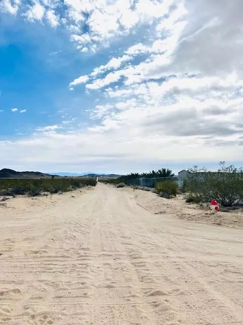 2776 Bonair Ave, Joshua Tree, CA 92252