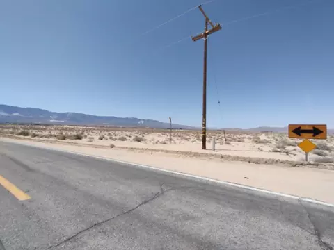 002 Camp Rock Rd Sherman Way, Lucerne Valley, CA 92356 photo 3