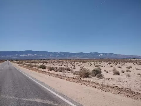 002 Camp Rock Rd Sherman Way, Lucerne Valley, CA 92356 photo 6